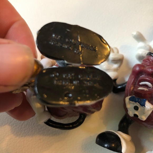 Vintage 1987-88 Lot of 4 California Raisin Figures Assorted 3" Toys - Picture 5 of 8